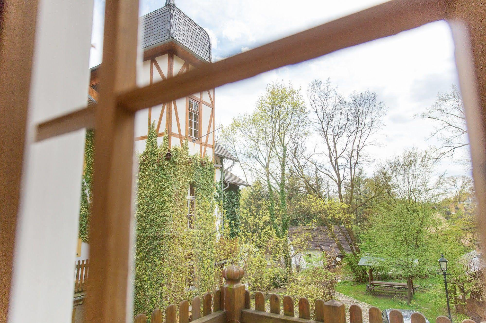 Turmvilla Bad Muskau Bagian luar foto